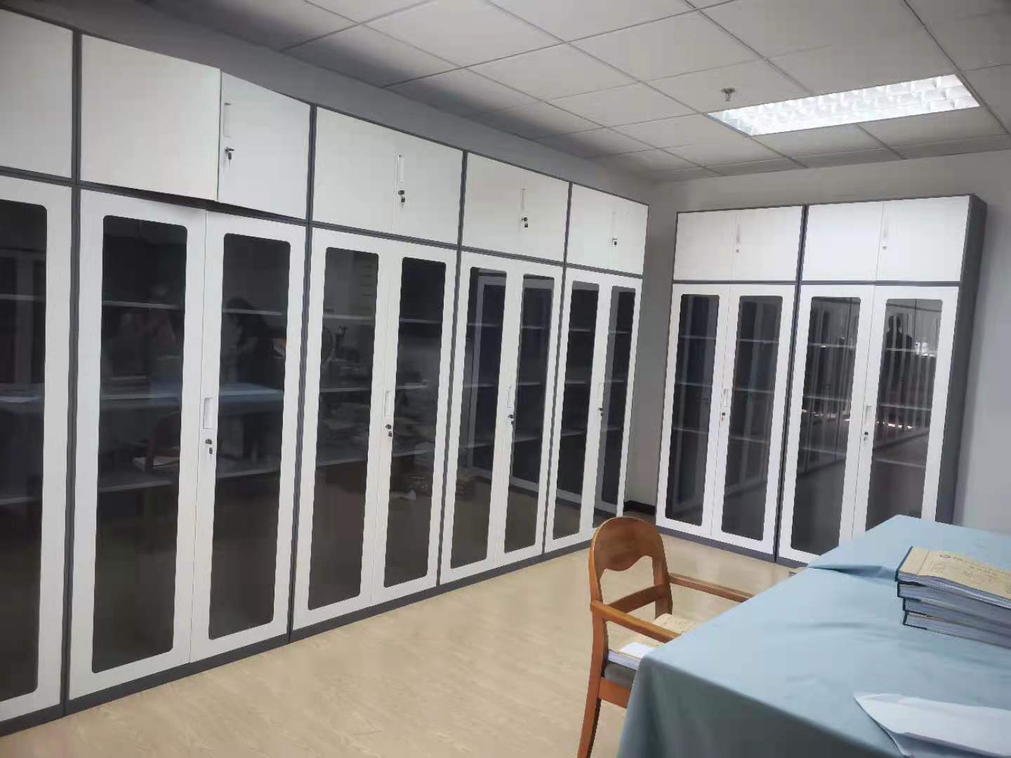 
                                    化物所財(cái)務(wù)室